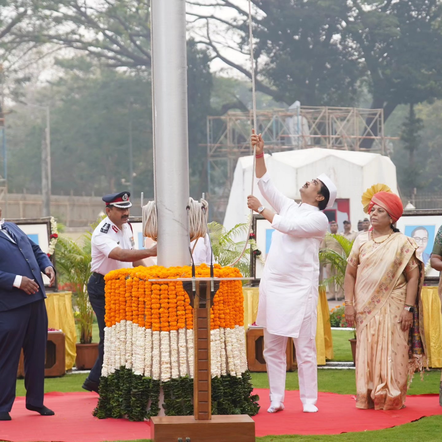 मा. राम शिंदे यांच्या हस्ते विधानभवन, मुंबई येथे ७७ व्या प्रजासत्ताक दिनी ध्वजारोहण
