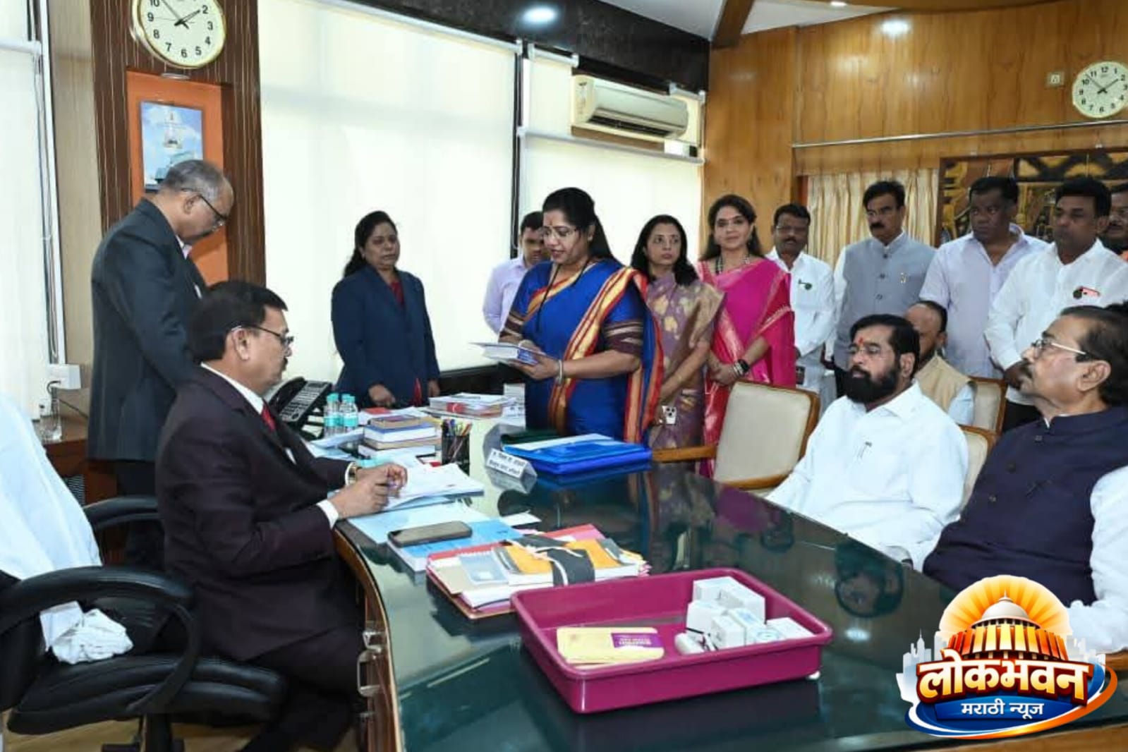 राज्यसभेसाठी शिवसेना (शिंदे) कडून उमेदवारी दाखल करताना प्रा. डॉ. ज्योती वाघमारे