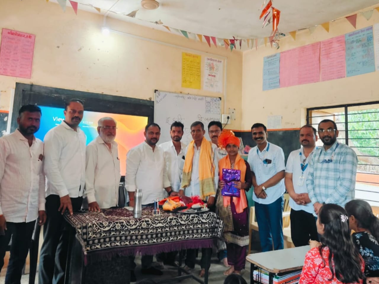 सारोळा शाळेचा शिष्यवृत्ती गुणवत्ता पॅटर्न ठरला आदर्श; गुणवंत विद्यार्थ्यांचा गौरव, सर्व स्तरातून कौतुक